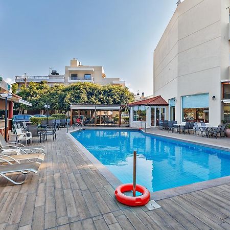 โรงแรมโซเฟีย เฮราคลีออน Heraklion  ภายนอก รูปภาพ