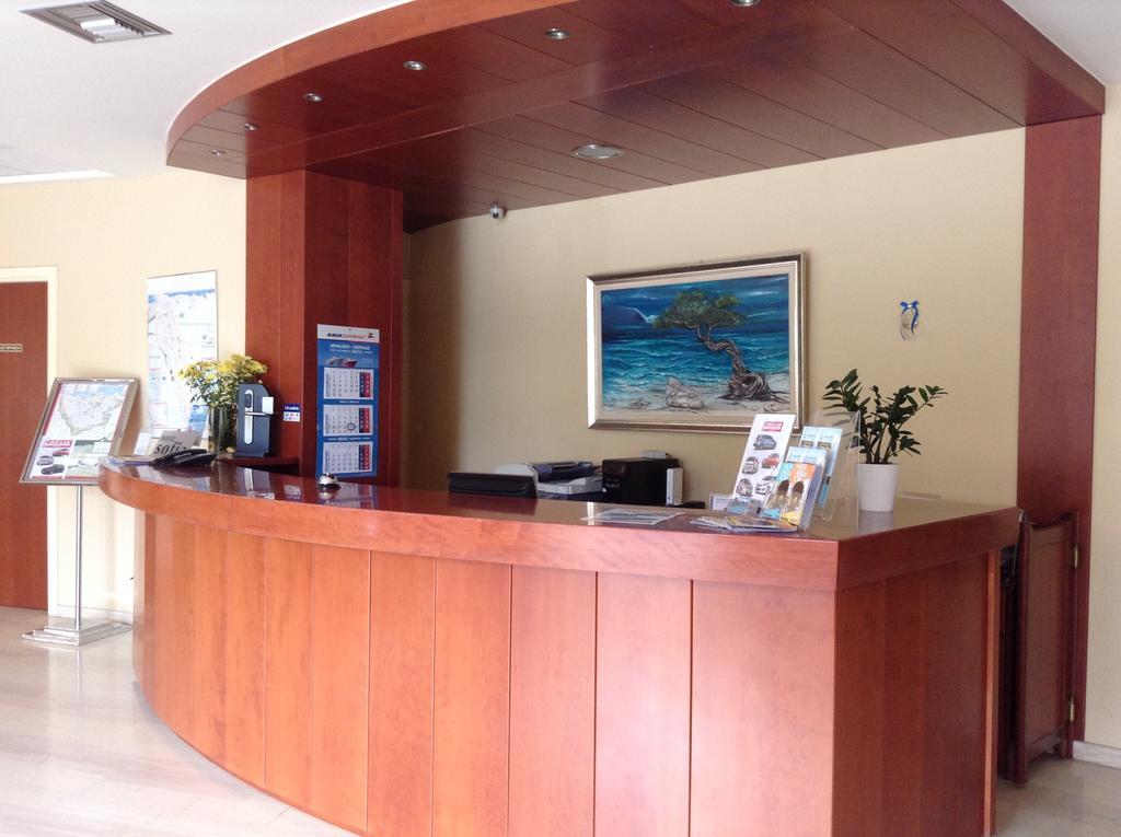โรงแรมโซเฟีย เฮราคลีออน Heraklion  ภายนอก รูปภาพ