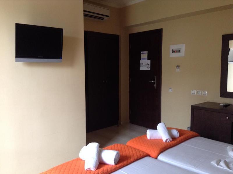 โรงแรมโซเฟีย เฮราคลีออน Heraklion  ภายนอก รูปภาพ