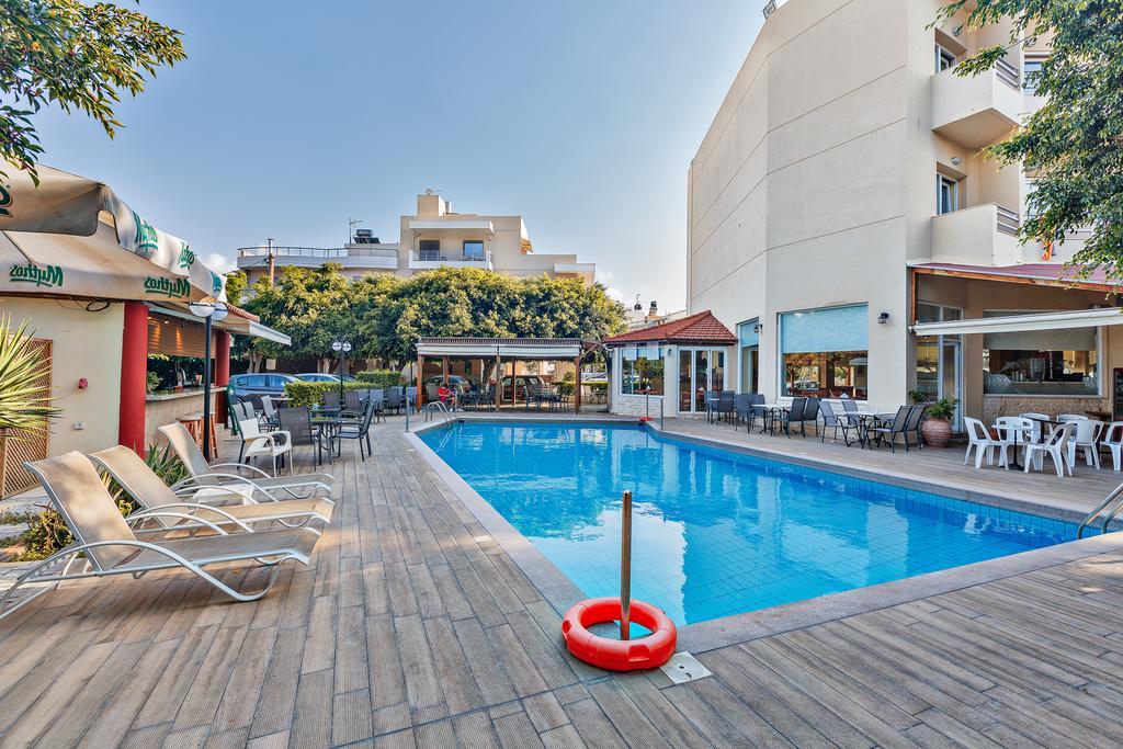 โรงแรมโซเฟีย เฮราคลีออน Heraklion  ภายนอก รูปภาพ